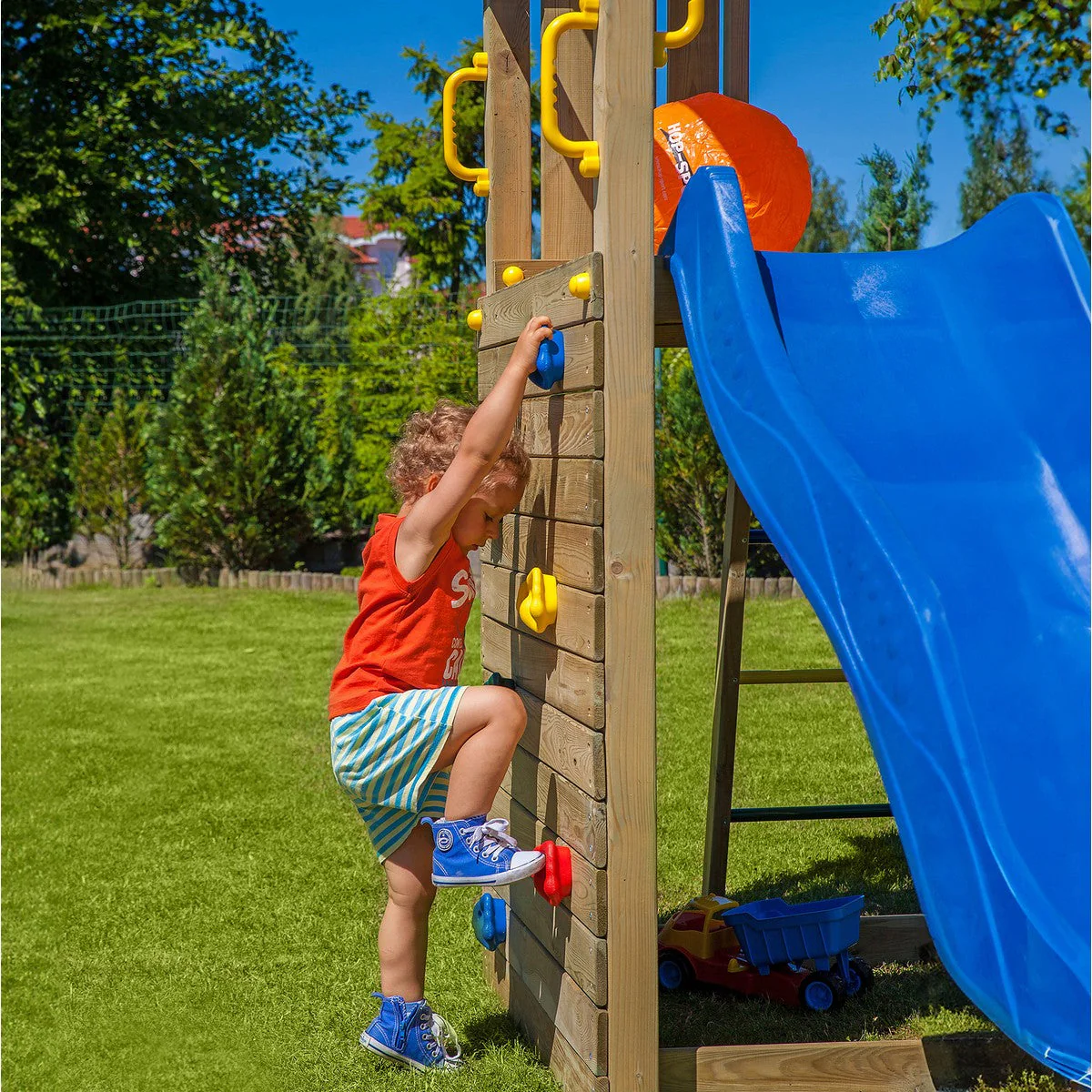 Adventure Peaks Garden Playfort 27.1m x 31m by Shire - Image 2