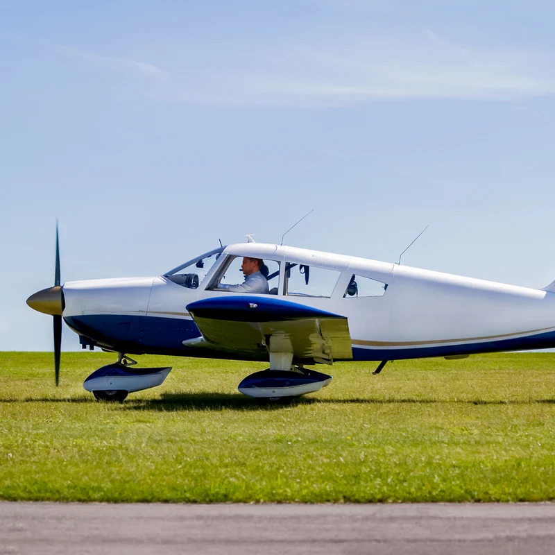 Aeroplane Flying Lesson 2 Seater Aircraft - 60 Minute Gift Experience - Image 4