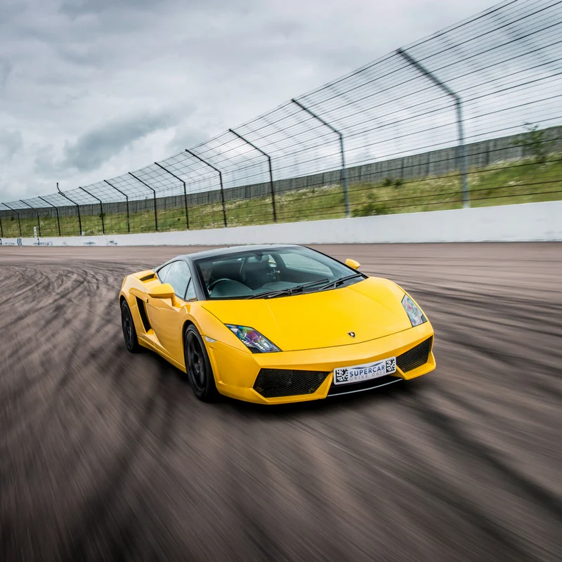Fantastic Four Supercar Driving Gift Experience - Image 4