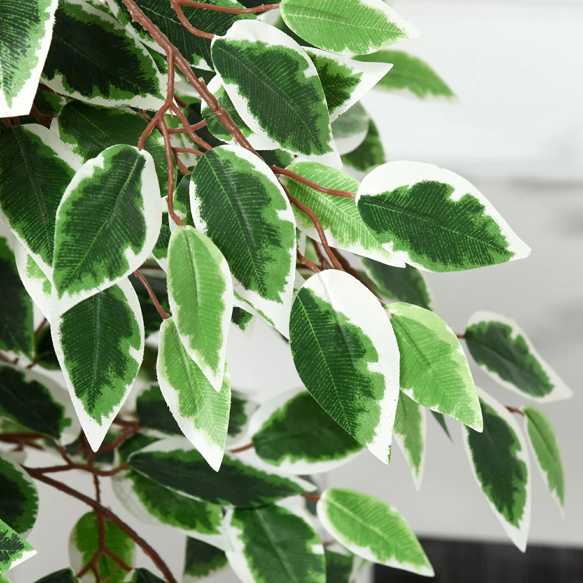 Outsunny 160cm/5.2Ft Artificial Ficus Silk Tree With Nursery Pot Decorative Fake Plant For Indoor Outdoor Dcor - Image 9