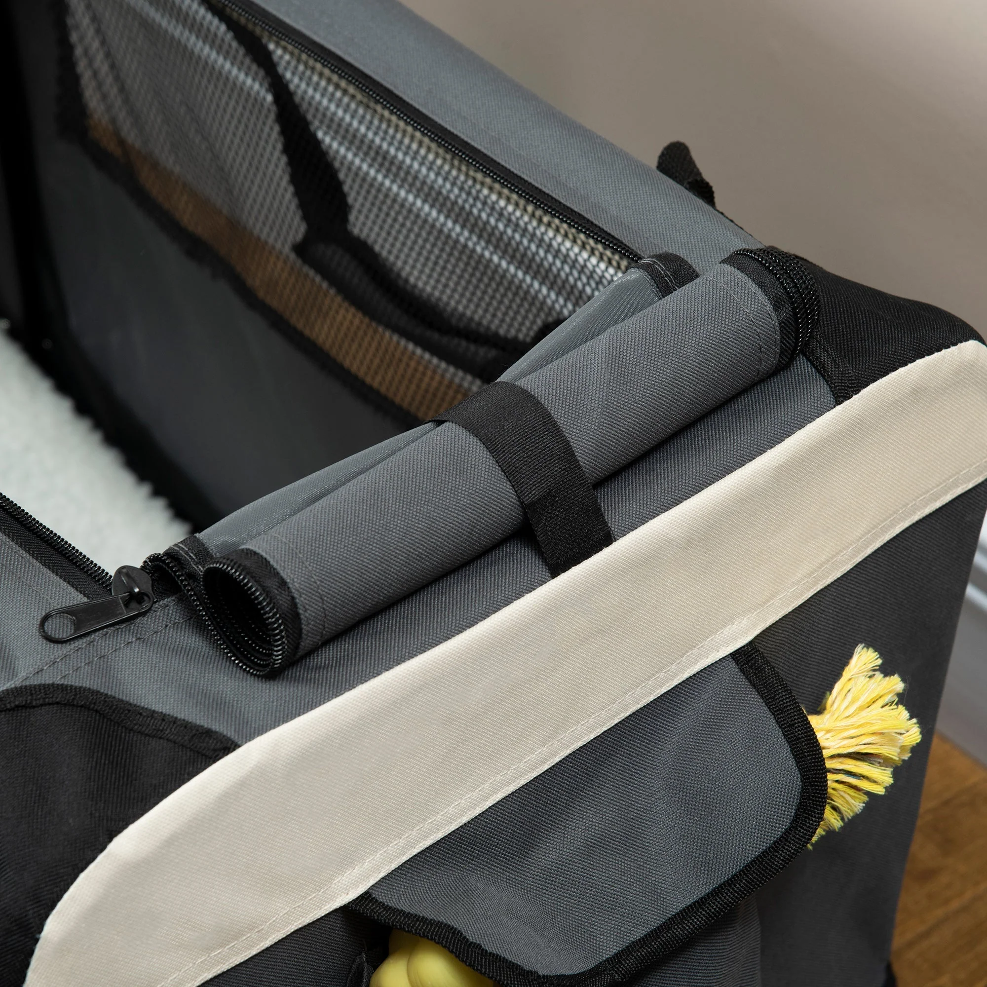 PawHut 60cm Foldable Pet Carrier - Image 9