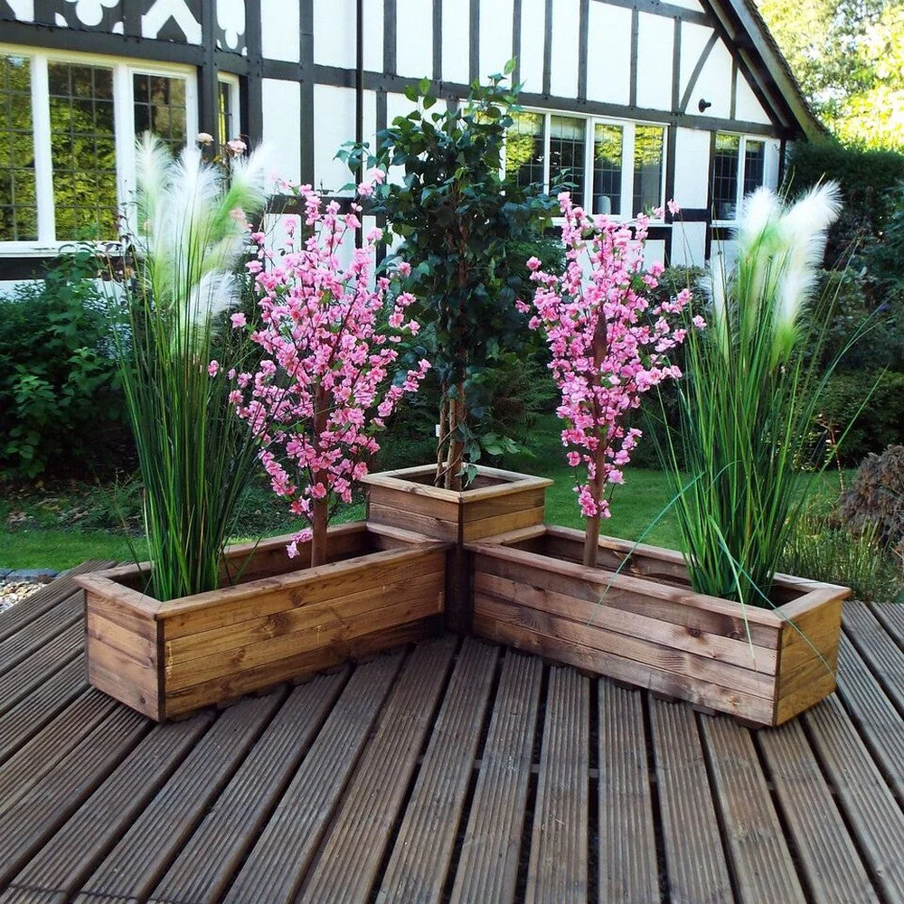 Scandinavian Redwood Garden Corner Planter by Charles Taylor - Image 3