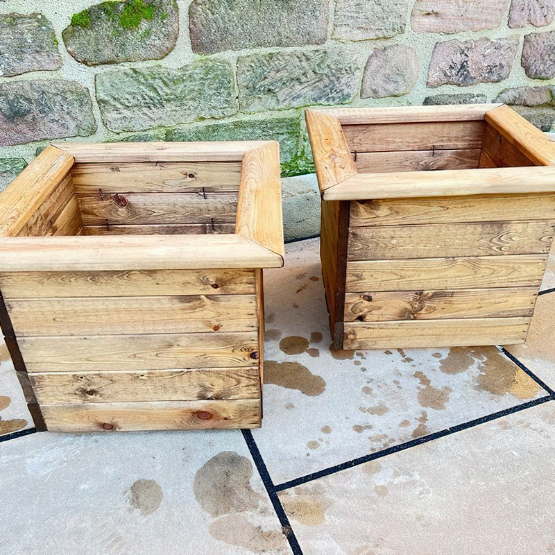 Scandinavian Redwood Garden Planter Set by Charles Taylor - Image 2