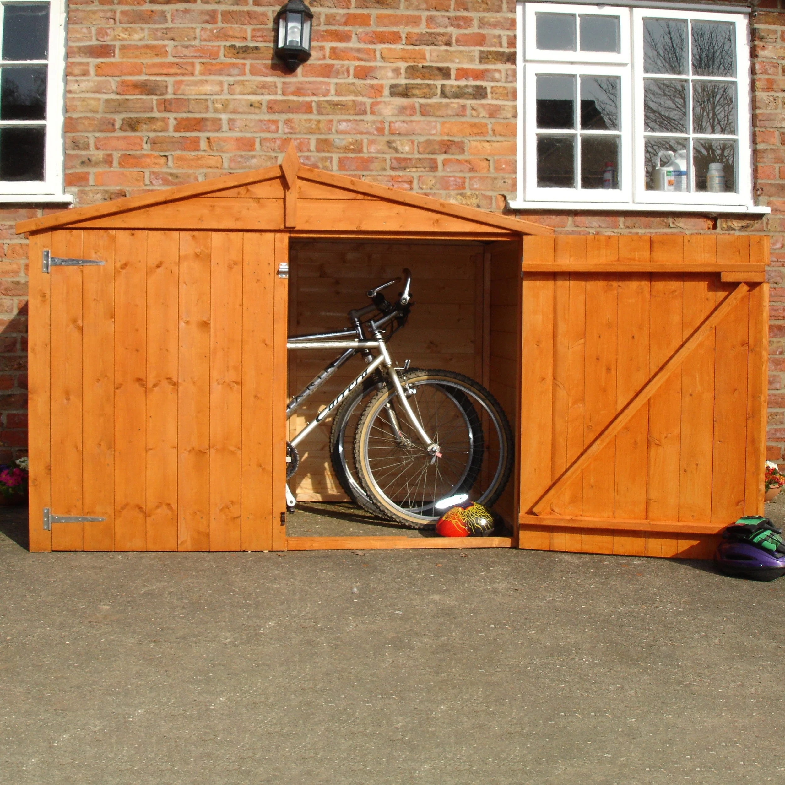 Wentworth 2' 8" x 6' Apex Bike Store - Premium Dip Treated Shiplap - Image 7