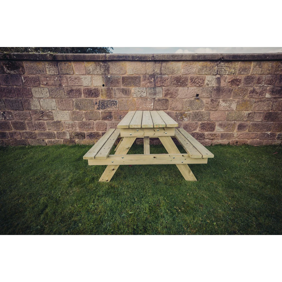 Traditional Garden Picnic Table by Churnet Valley - 4 Seats - PT101 - Image 3